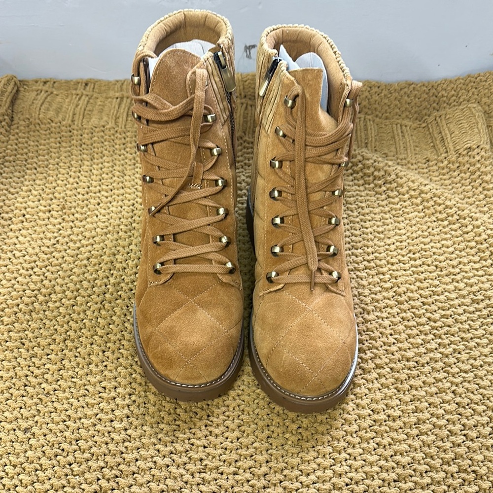 Martha Stewart Brown Suede Quilted Boots